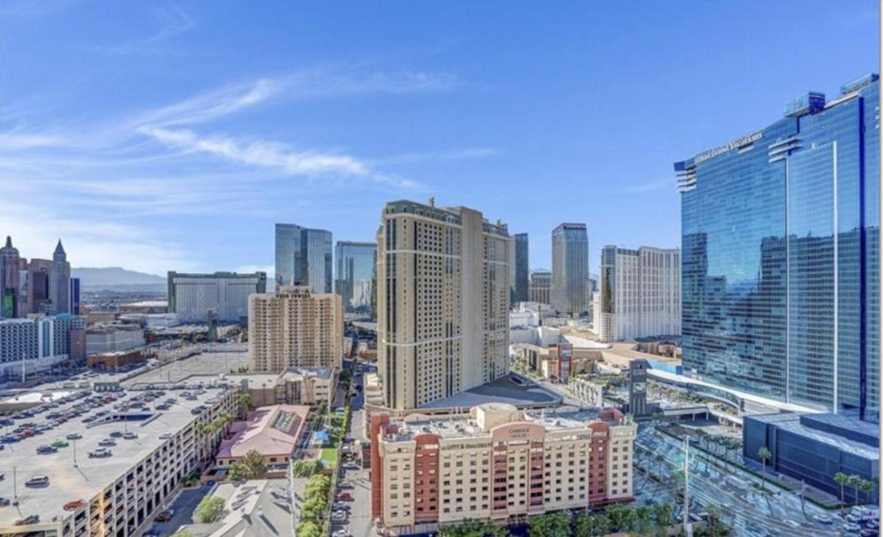 Balcony Full Strip View Suite Mgm Signature Free Valet لاس فيغاس المظهر الخارجي الصورة