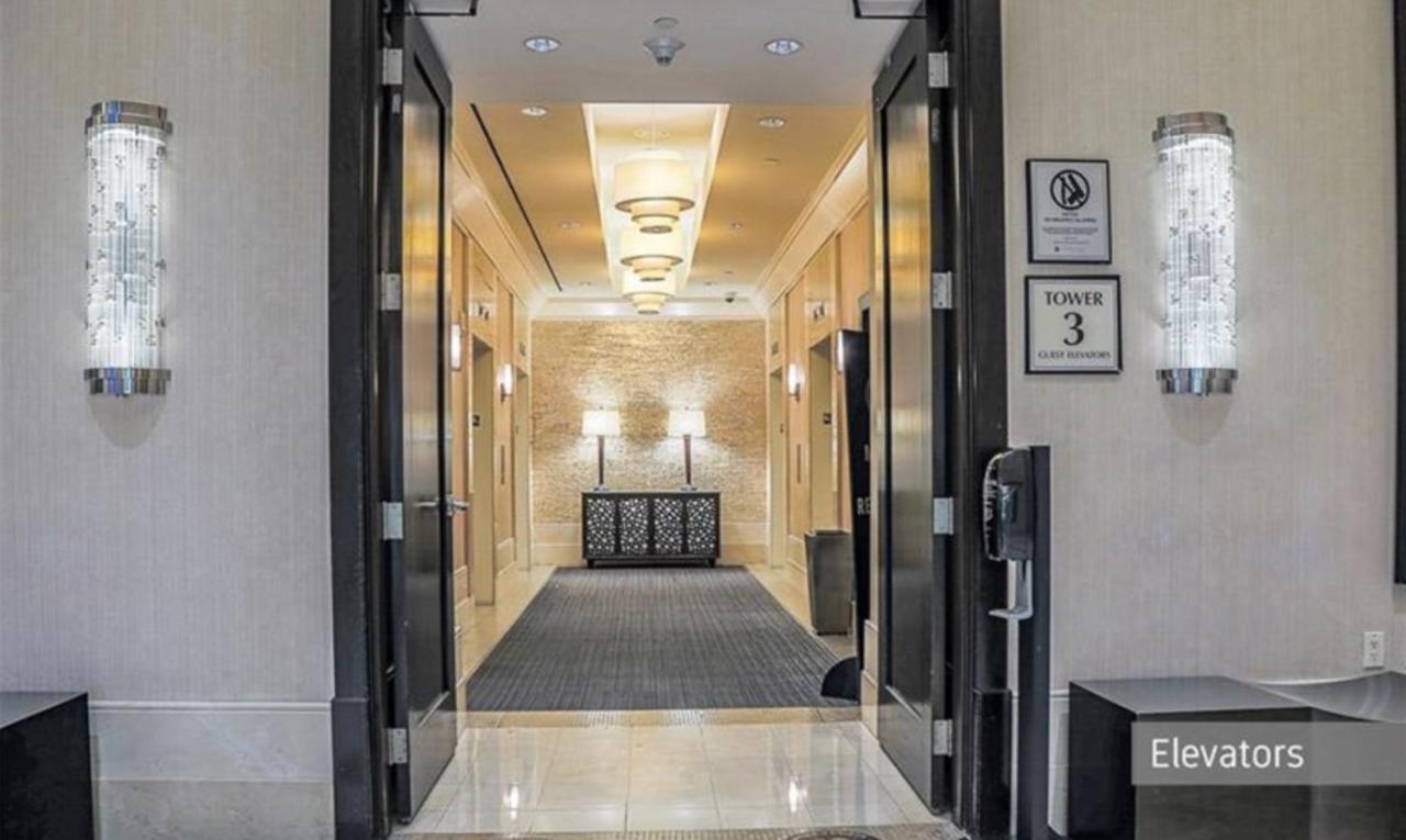 Balcony Full Strip View Suite Mgm Signature Free Valet لاس فيغاس المظهر الخارجي الصورة